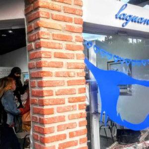 Walichu por Lydia Helander